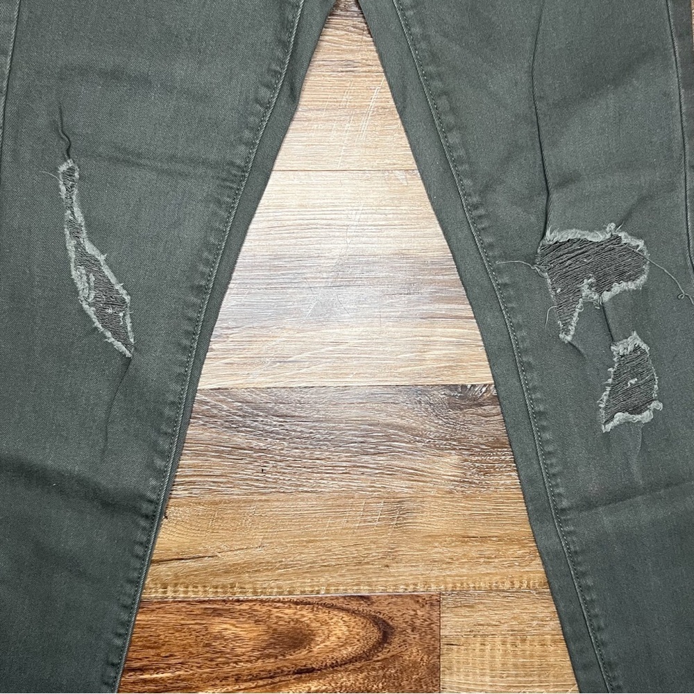 GAP Girlfriend Distressed Skinny Jeans - Douglas Fir, Size 2 Regular - Picture 4 of 9